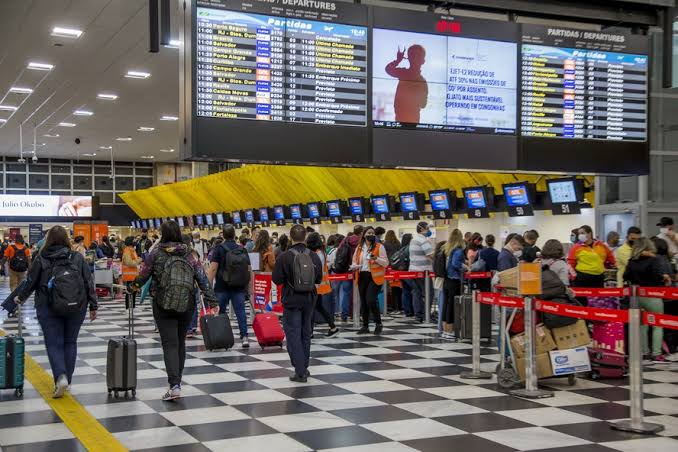 Cuidado: sua concorrência pode estar na mesa ao lado